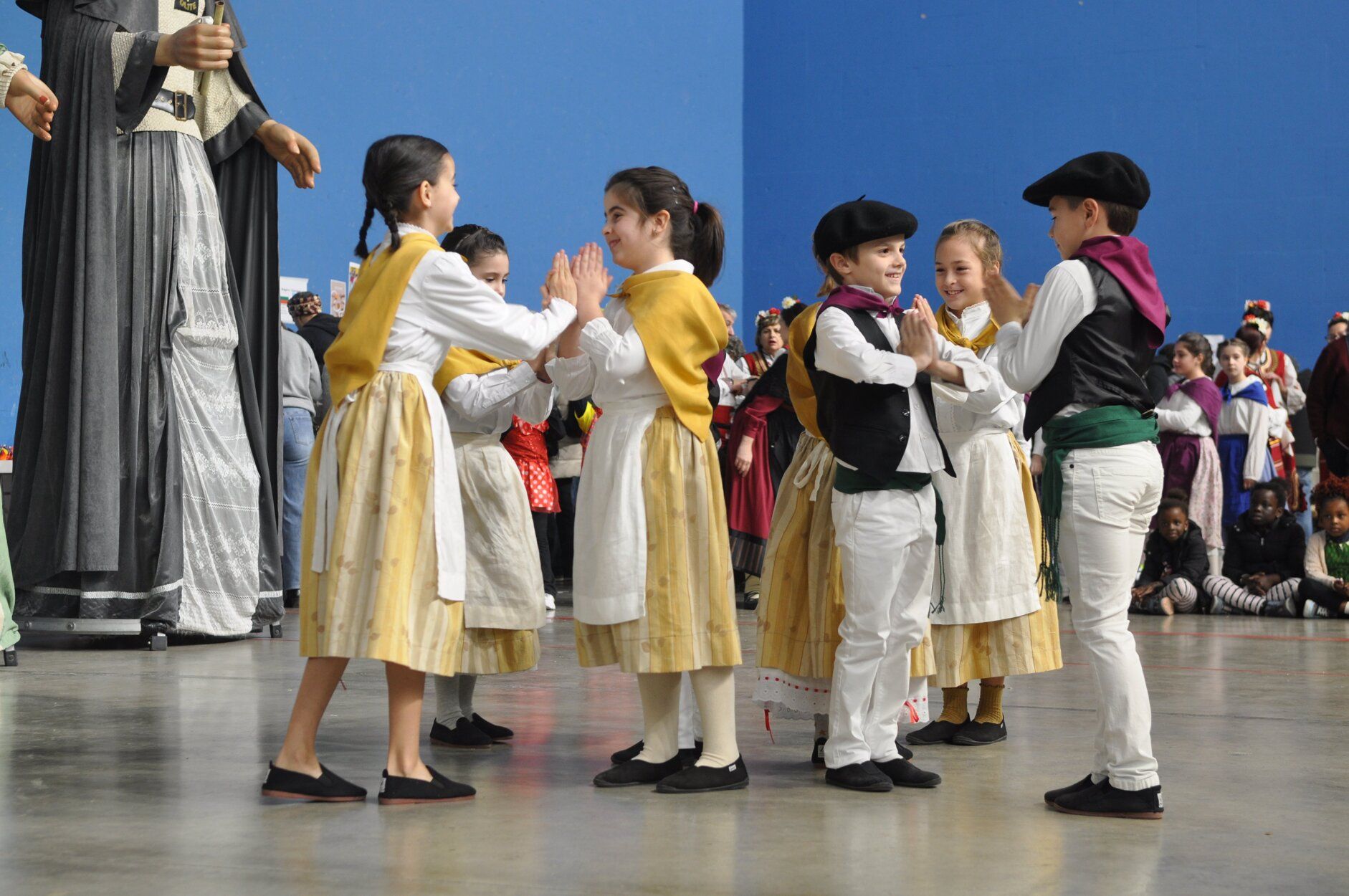 Olite-Erriberri celebra su diversidad en la I Fiesta Intercultural