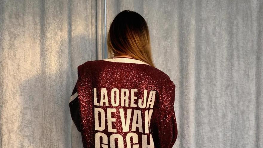 Críticas a Amaia Montero y 'LODVG' por plagiar el look de Leire Martínez