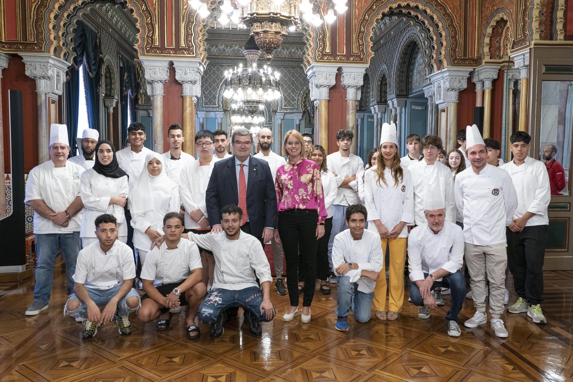 En imágenes: recepción del gremio de pasteleros de Bizkaia en el Ayuntamiento de Bilbao