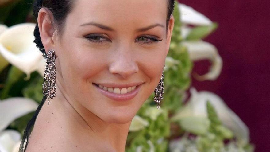 La actriz Evangeline Lilly, estrella de la serie ‘Perdidos’, anuncia que sufre daños cerebrales