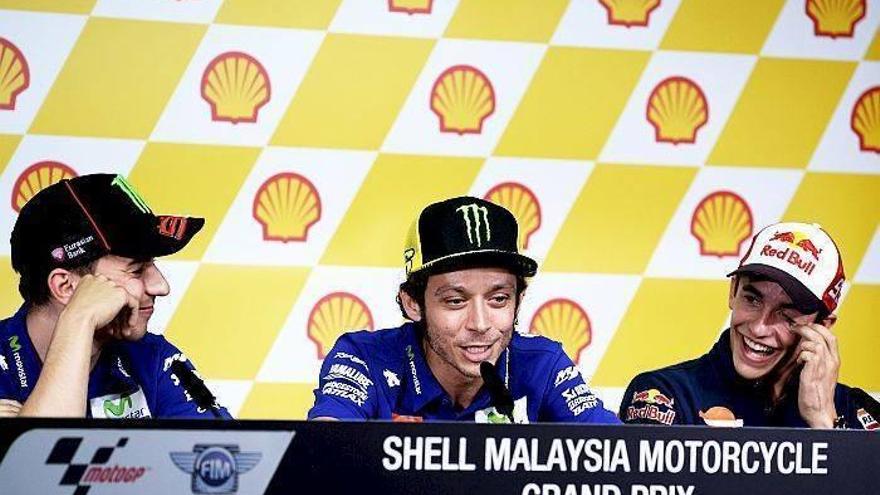 Rossi ataca a Márquez: &quot;No ha jugado con nosotros, ha jugado conmigo&quot;