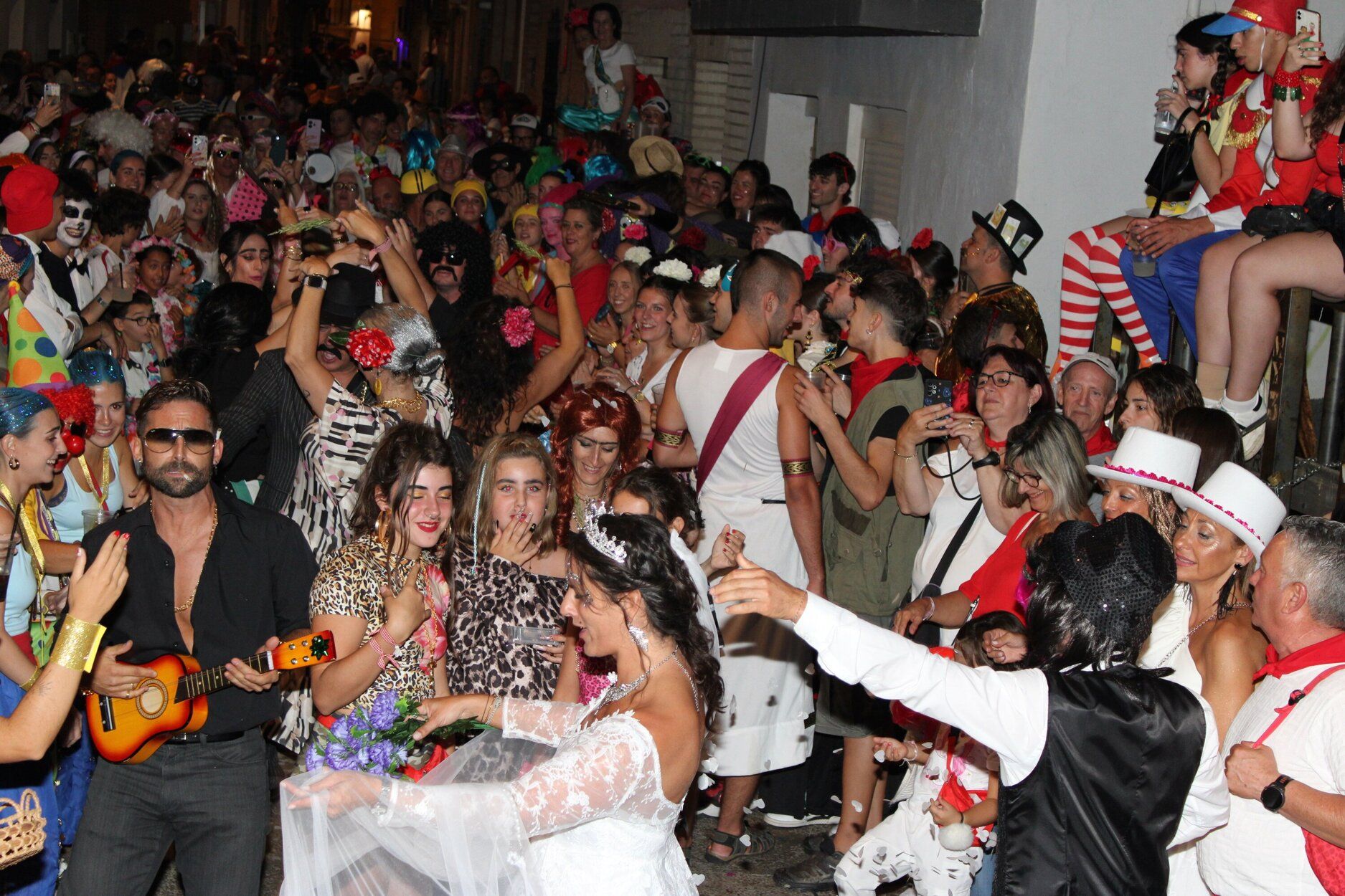 Tardeo de disfraces en Ablitas