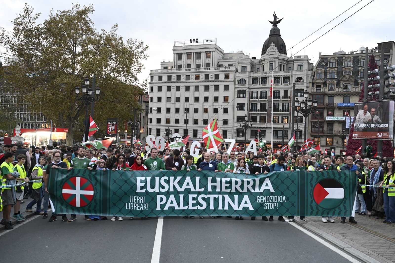 Cientos de personas marchan en Bilbao en apoyo a Palestina