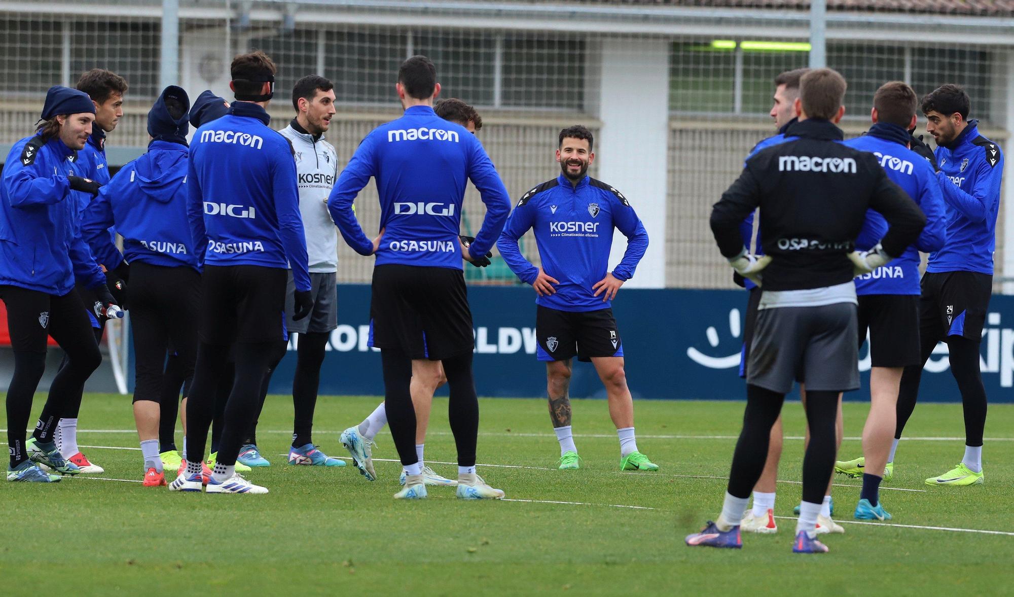 El primer entrenamiento de Osasuna de 2025