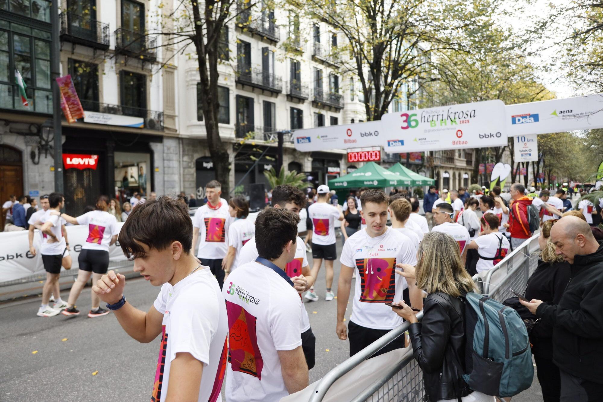 En imágenes: la Herri Krosa calienta motores en Bilbao