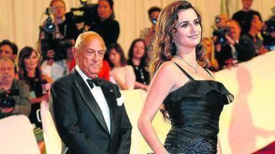 Fallece el diseñador Oscar de la Renta, favorito de las ‘celebrities’