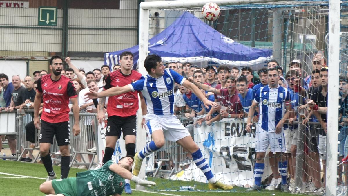 Pita anotó el primer gol del encuentro.