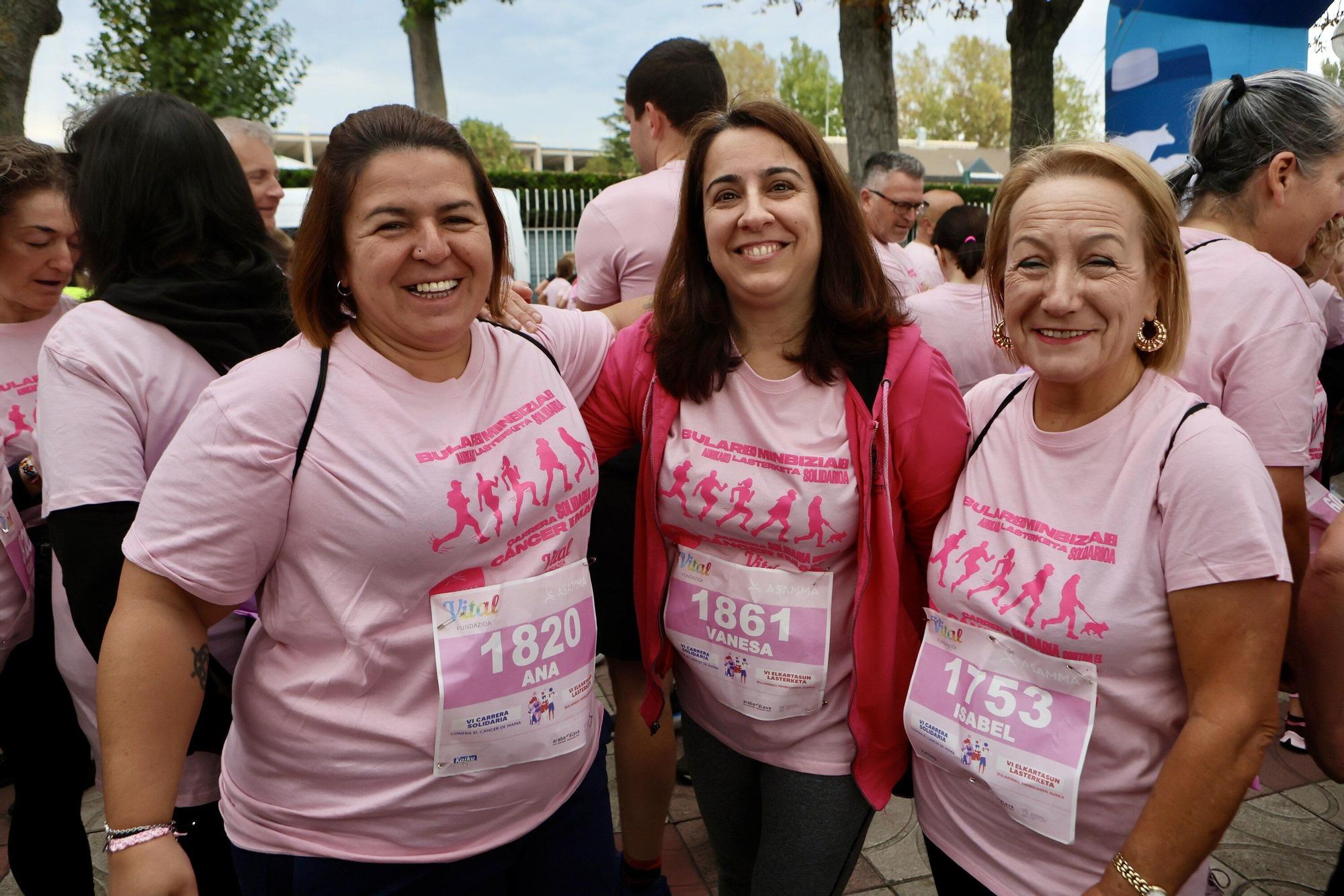 En imágenes: Vitoria se vuelca con la VI Carrera Solidaria contra el Cáncer de Mama