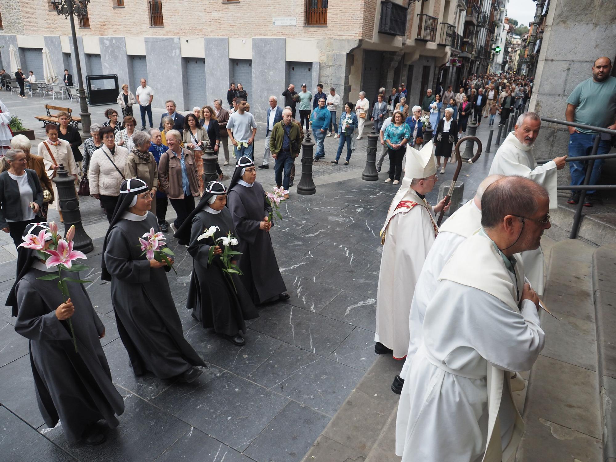 Azkoitia-Virgen-Urrategi-75-Aniversario9993.JPG