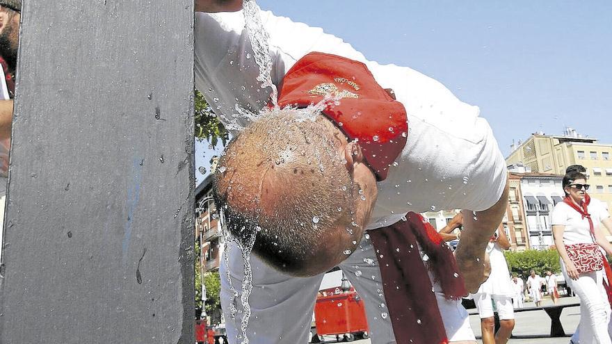Alerta naranja en Navarra: el calor sofocante se queda todo el fin de semana