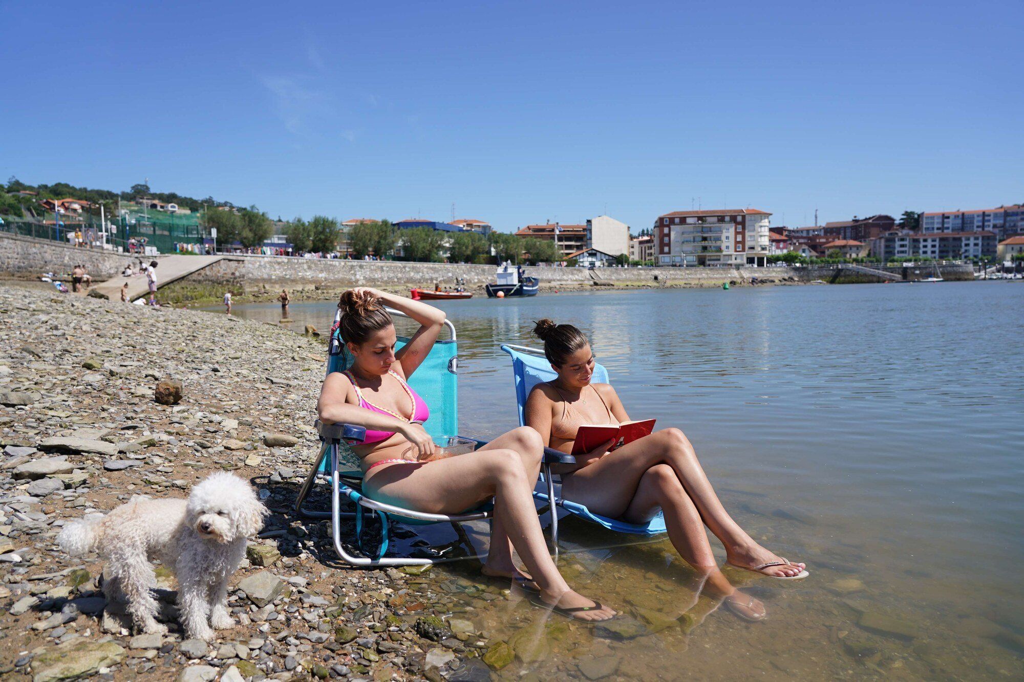 Tostarse al sol ha sido otra de las opciones elegidas.jpg