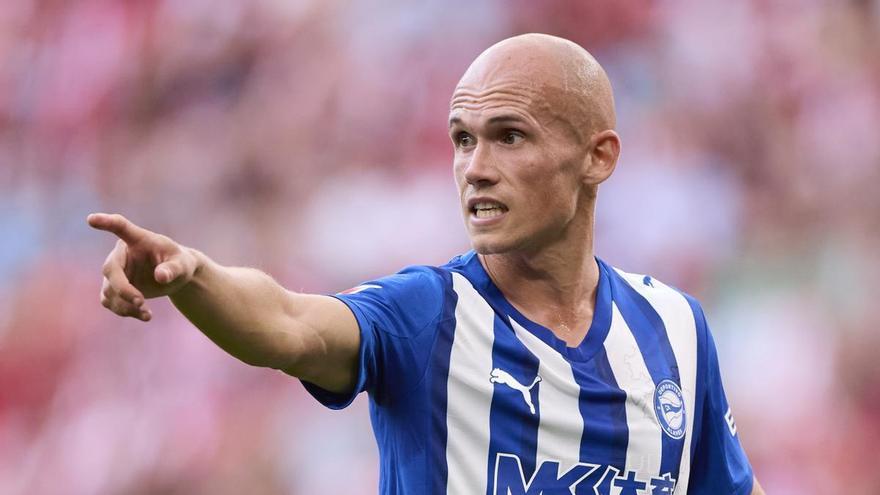 Guridi declina la oferta del Alavés y ficha por el Sevilla