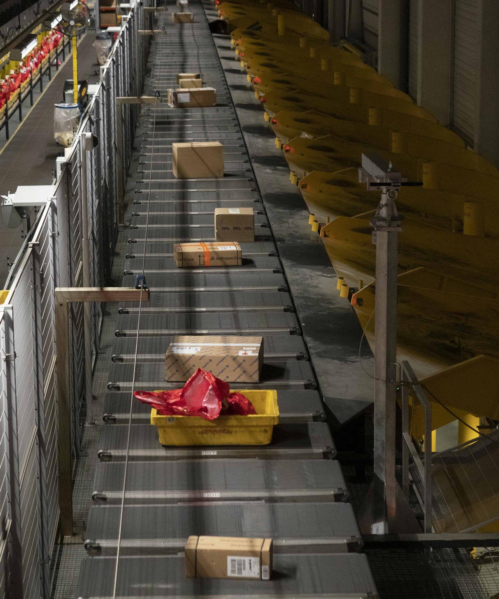 Reportaje sobre la actividad de DHL en Foronda