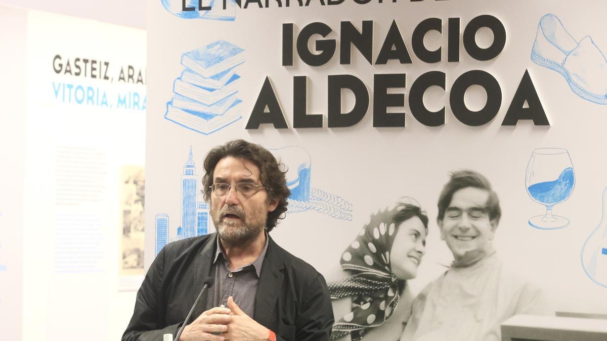 Inauguración de la exposición “Ignacio Aldecoa. El narrador de
historias” con motivo de su nacimiento (1925-2025).