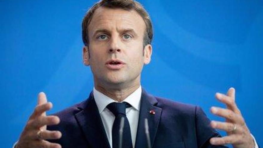 Macron encabeza las encuestas en Francia con un 25 por ciento de apoyo