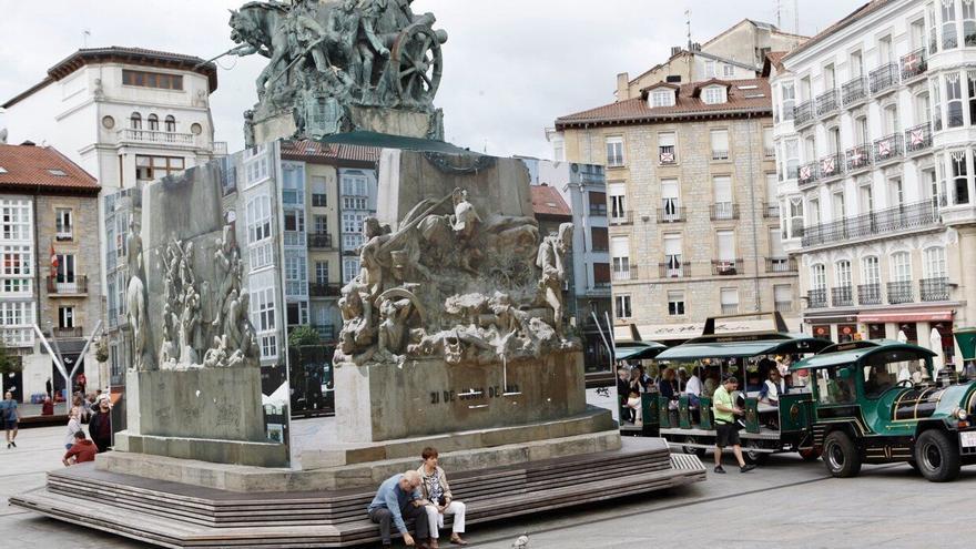 El PP pide “impulsar este año” la restauración integral del Monumento a la Batalla de Vitoria