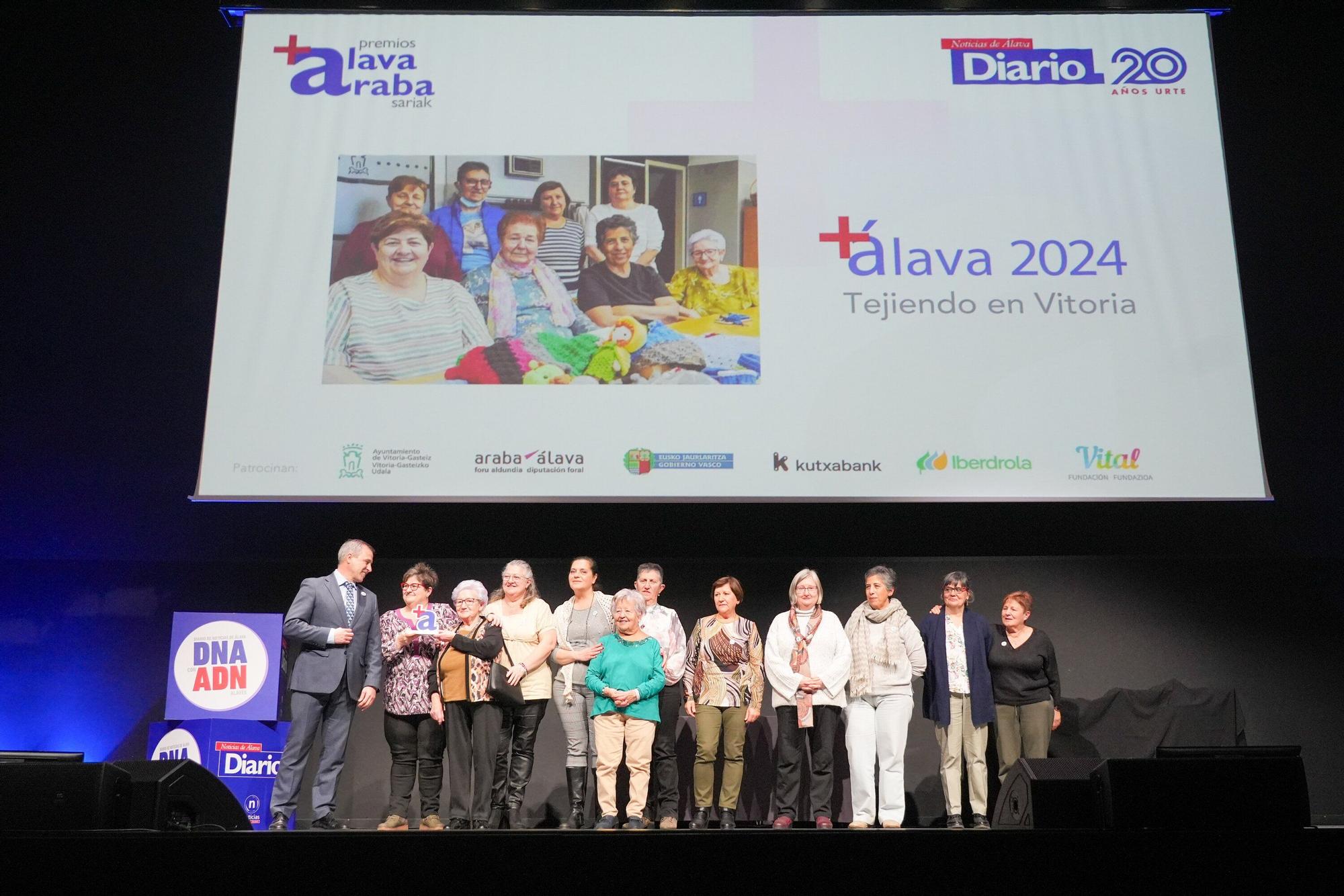 En imágenes: Así ha sido la entrega de los Premios +Álava Sariak
