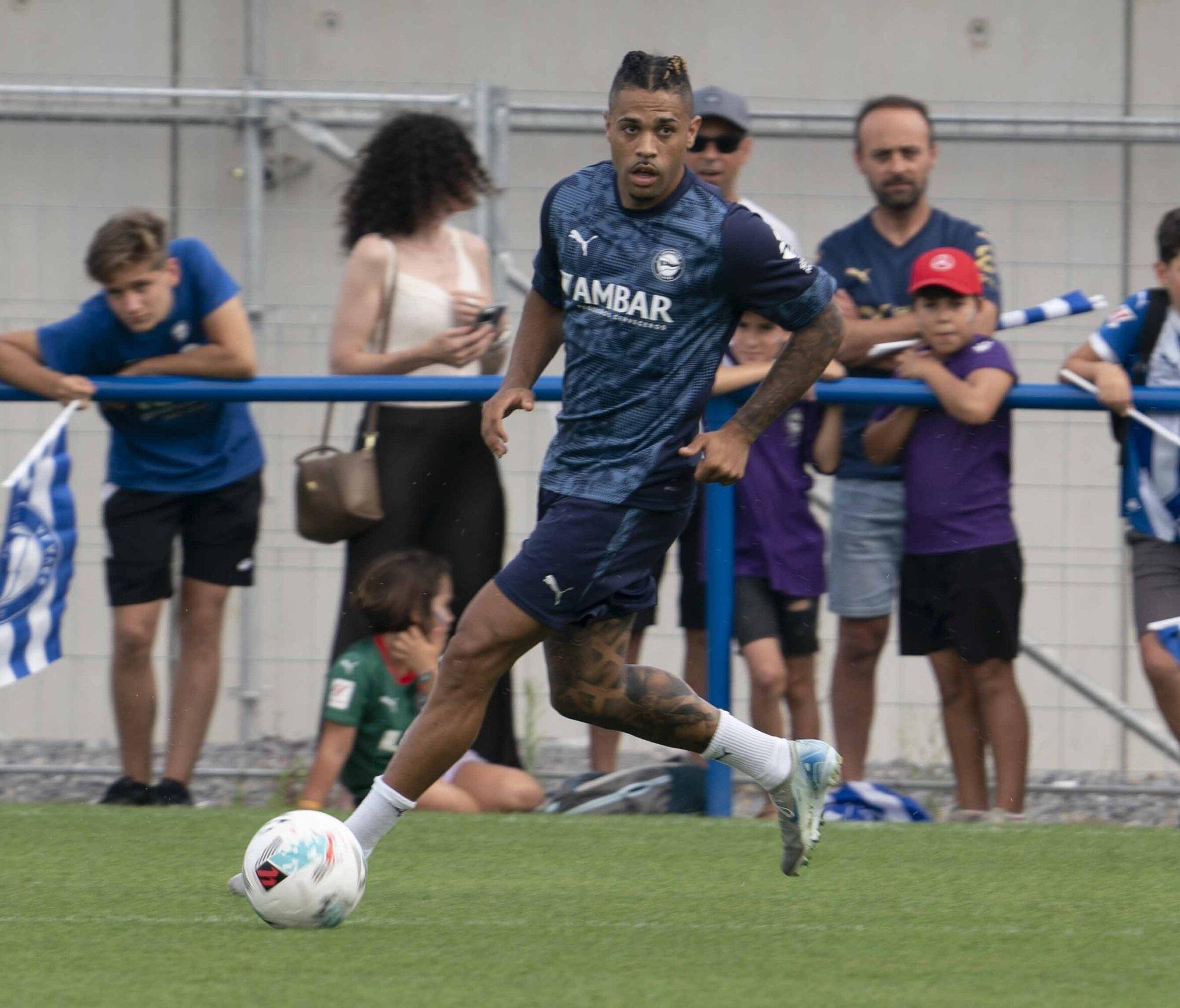 En imágenes: Una afición entregada al Alavés