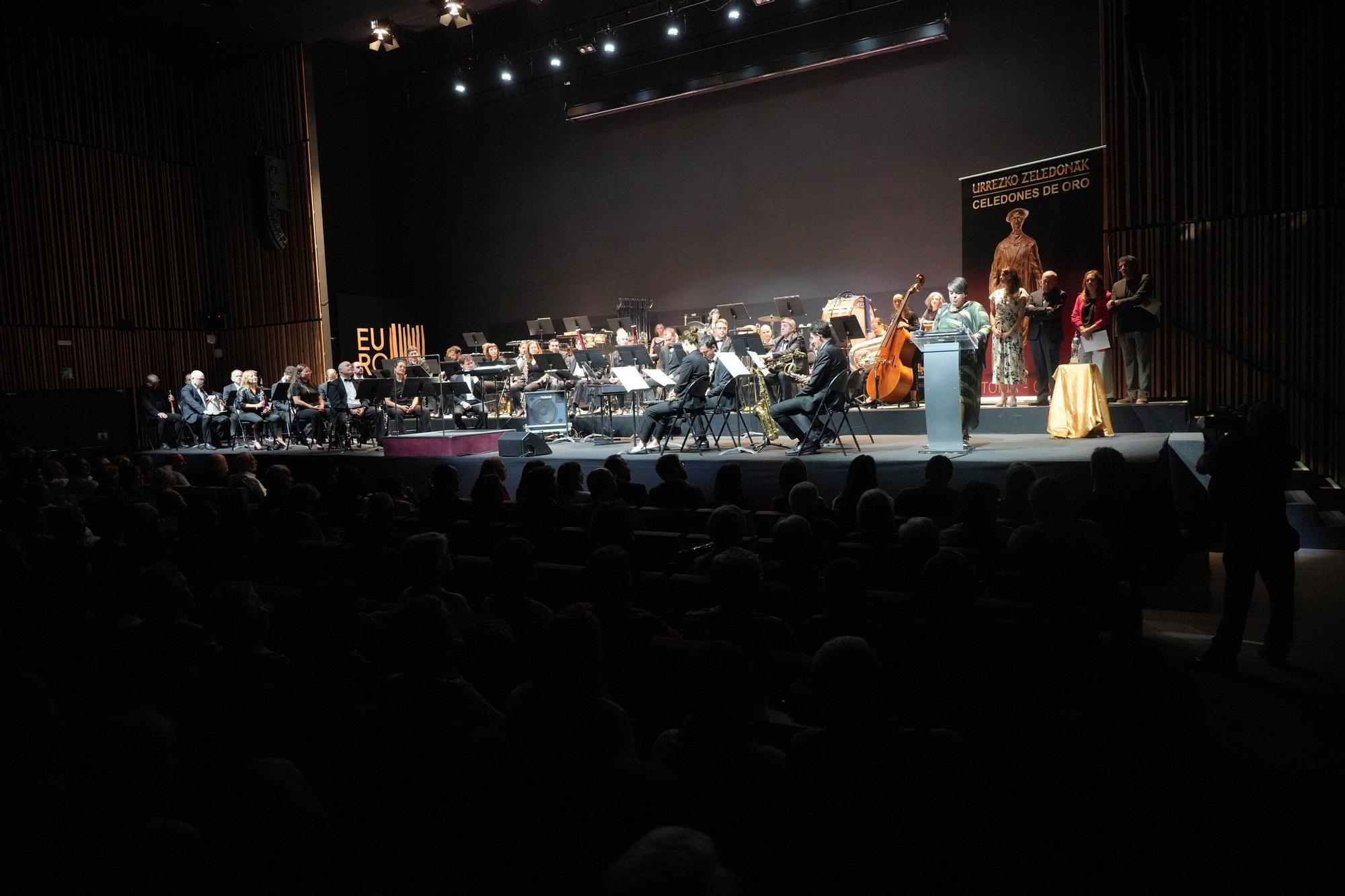 En imágenes: Un Celedón de Oro para Begoña Divar