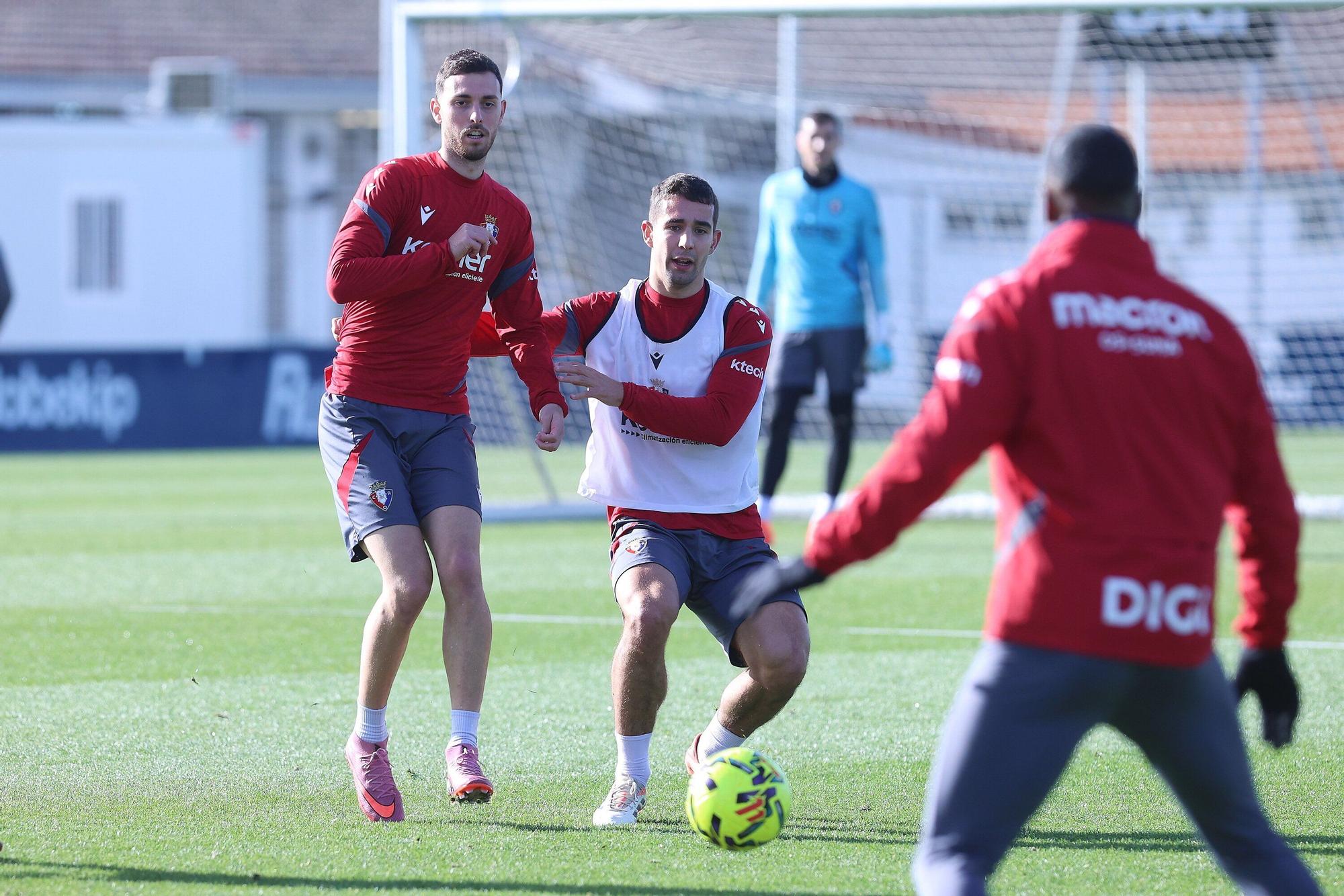 Fotos del entrenamiento de Osasuna y de la rueda de prensa de Lisci de este viernes 28 de noviembre
