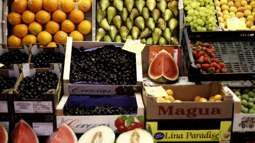 Naranjas, peras conferencia y cebollas, los alimentos básicos que más suben su precio en agosto