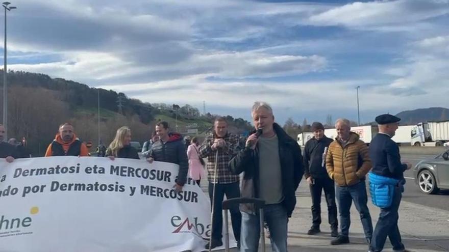 Félix Bariáin: "El europarlamentario que vote 'sí' a Mercosur, es 'sí' a envenenar a la población"