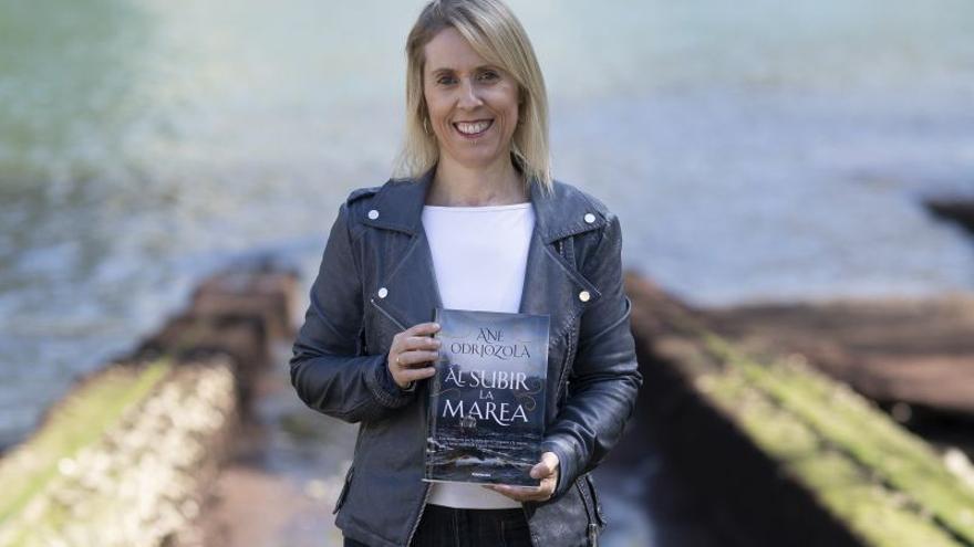 Ane Odriozola ubica su nueva novela en la costa de Gipuzkoa