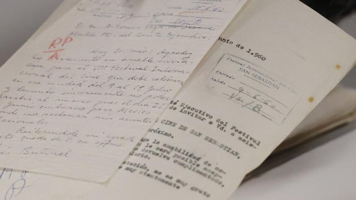 Carta manuscrita de Luis Buñuel en la que rechaza asistir al Zinemaldia de 1960.