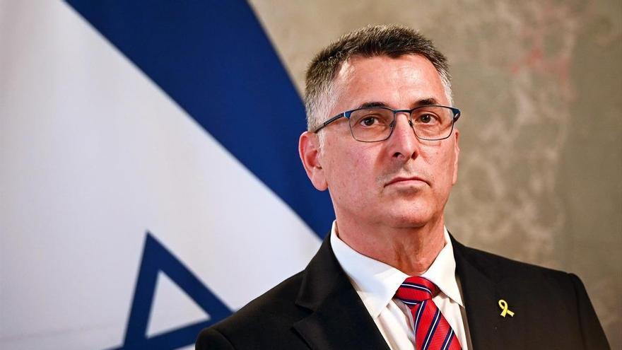 Israel ve en las medidas de Sánchez un intento de tapar la corrupción y adopta sanciones contra Díaz y Rego