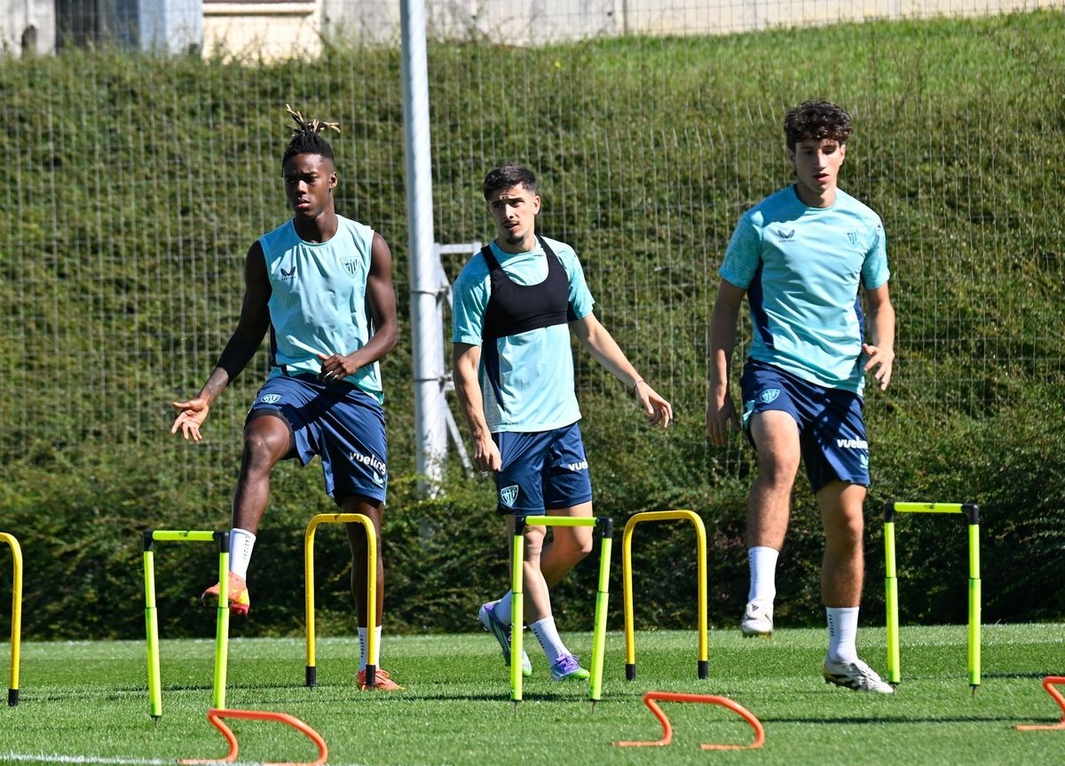 Entrenamiento del Athletic tras el partido ante el Borussia
