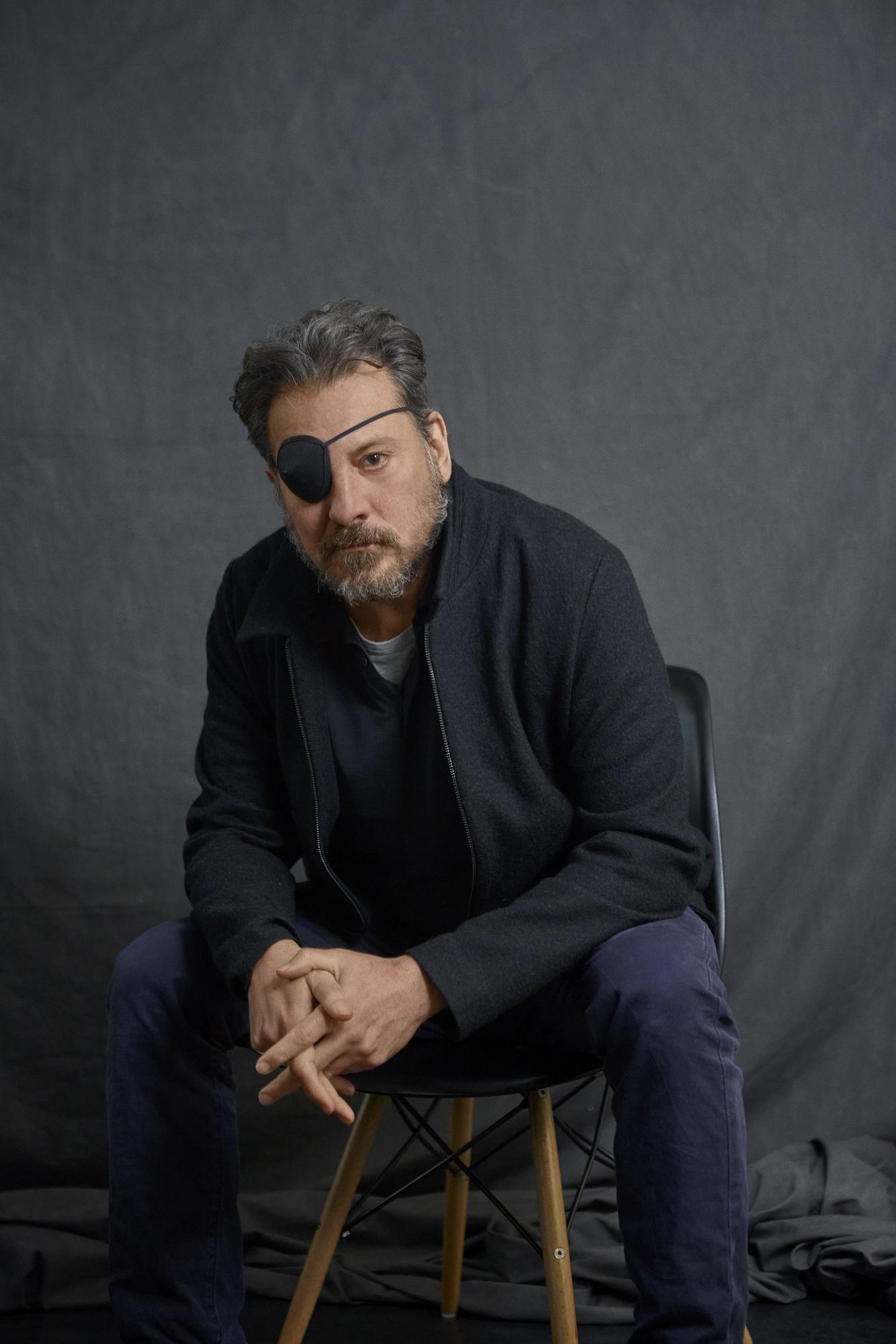 Jorge Loriga Torrenova, más conocido como Ray Loriga es escritor, guionista y director de cine español