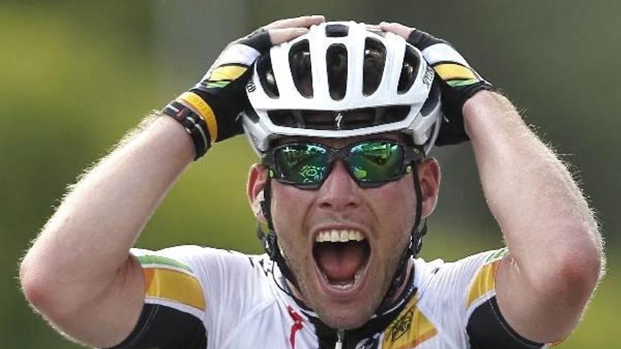 Mark Cavendish (HTC) suma con autoridad su segunda victoria