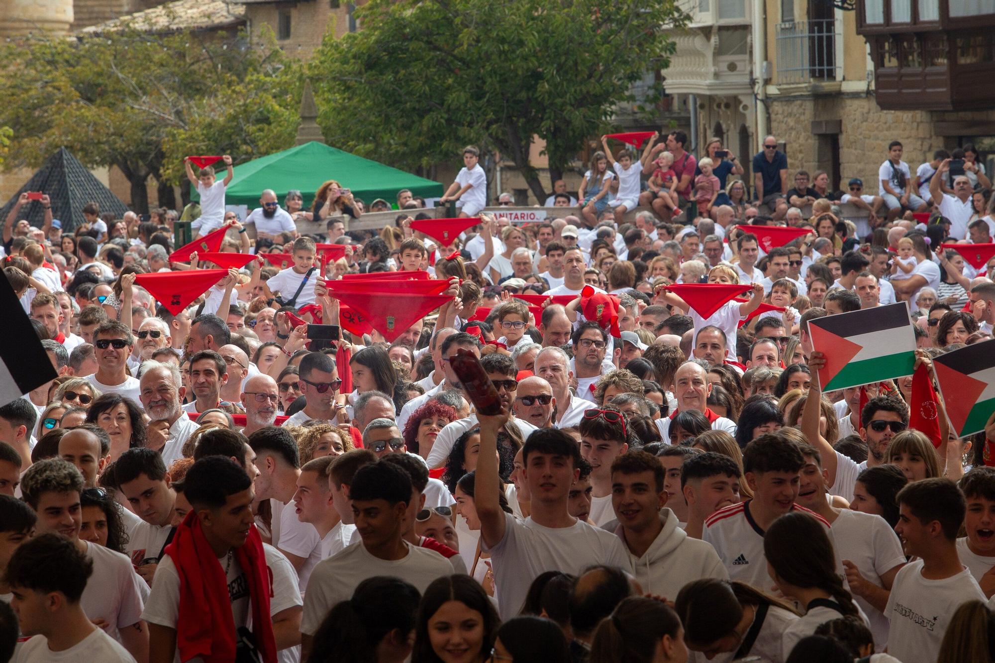 Fotos del cohete de fiestas de Olite 2025