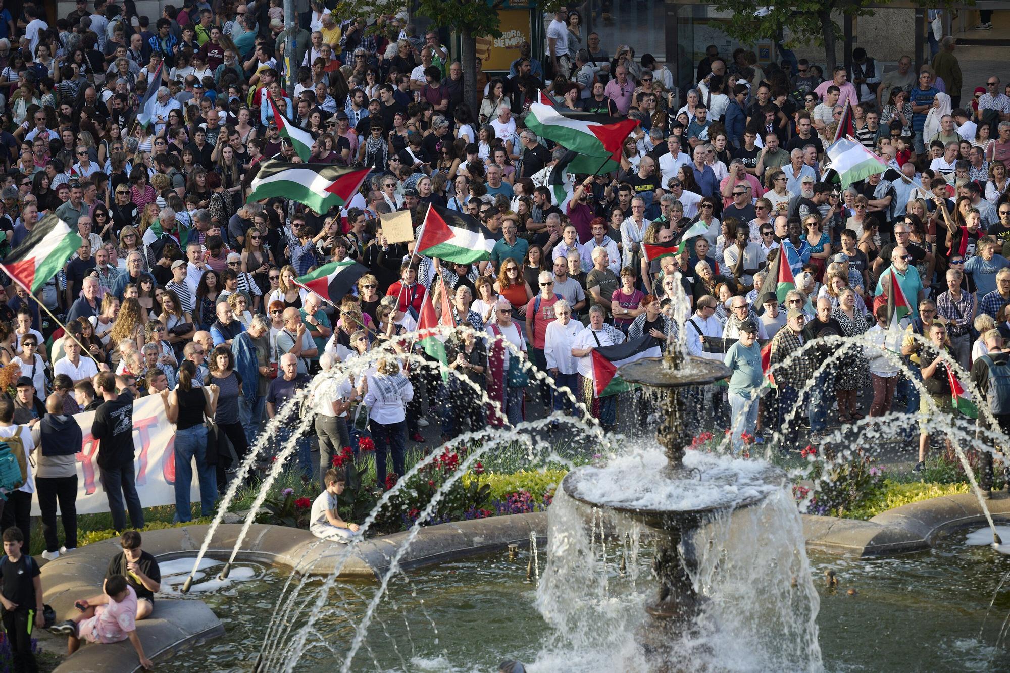 Concentración en Pamplona contra la detención de la flotilla humanitaria a Palestina