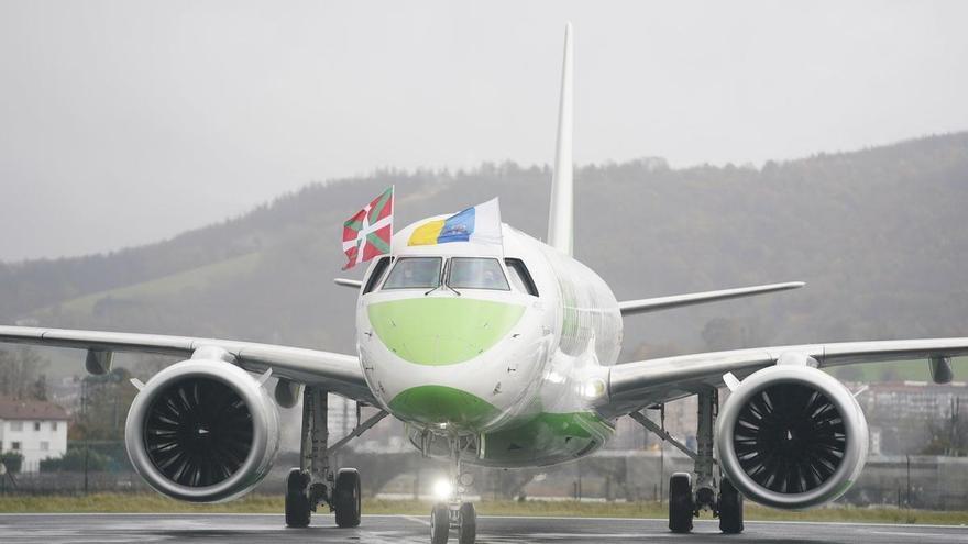 El vuelo Gran Canaria-Donostia no puede aterrizar en Hondarribia por el viento y es desviado a Pamplona