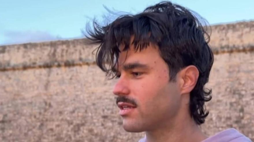 Un conocido youtuber visita Pamplona con un calendario de Adviento y se resiste a marcharse: &quot;Me quedo&quot;