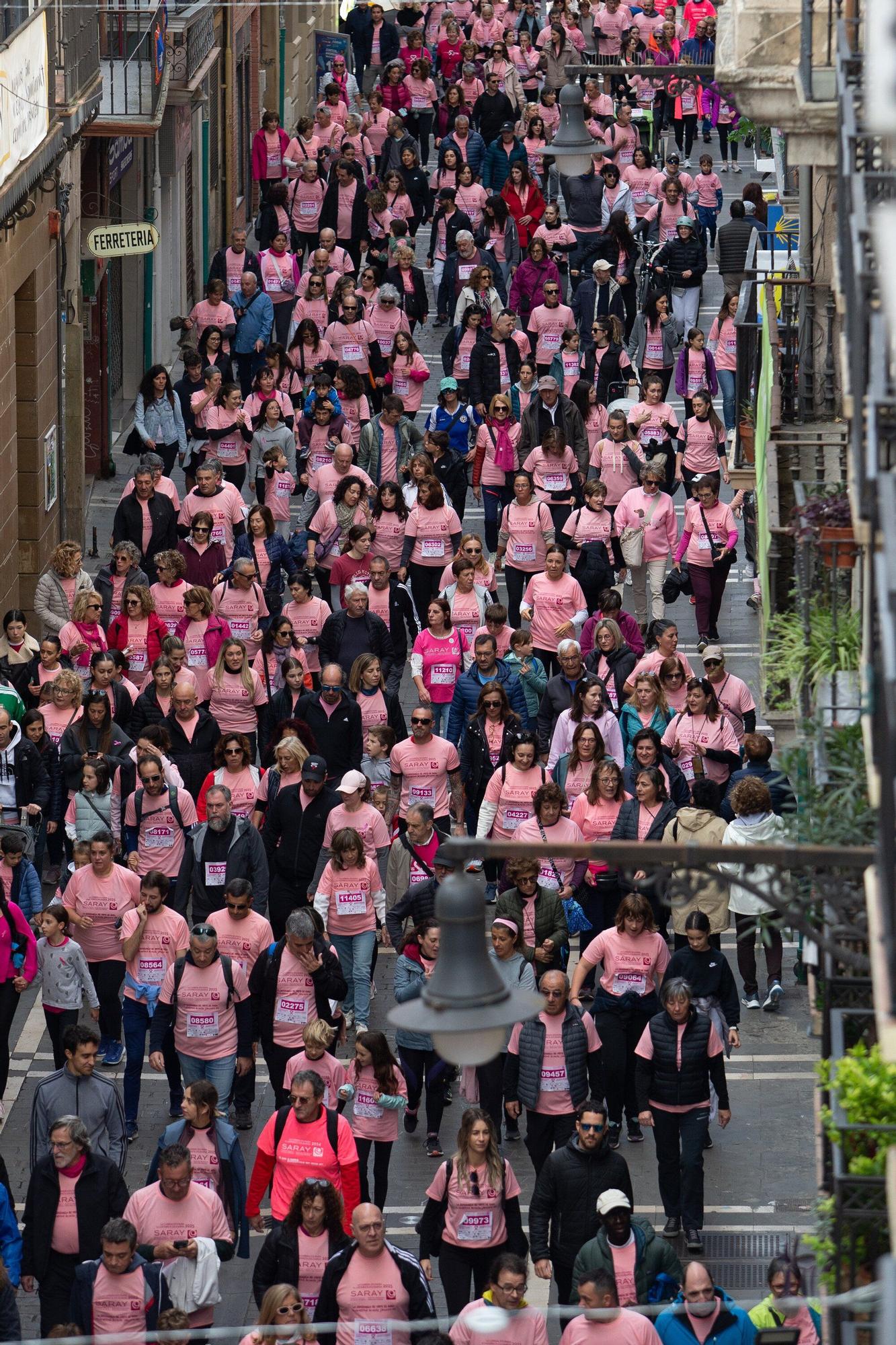 Fotos de la Carrera contra el Cáncer de Mama de Saray en Pamplona 2025