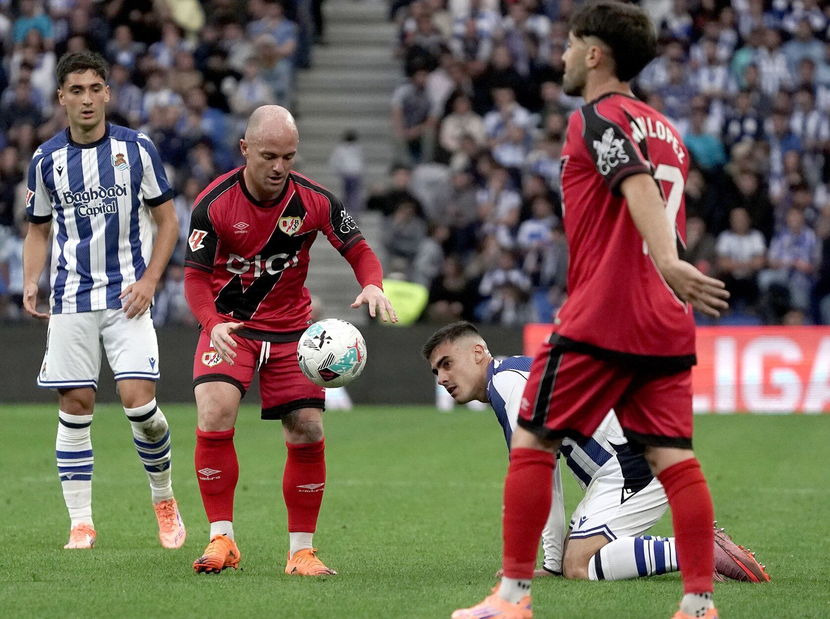 Las mejores imágenes del Real Sociedad - Rayo Vallecano