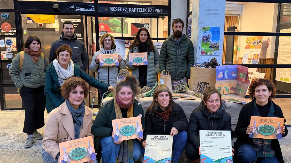 Presentación del programa educativo &#039;Ekoizpen duina, kontsumo herrikoia&#039;