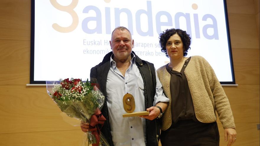 Antxon Lafont recibe a título póstumo un reconocimiento de la mano de Gaindegia