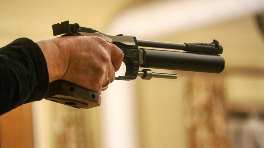 Asaltan un comercio de Barakaldo con un martillo y una pistola de aire