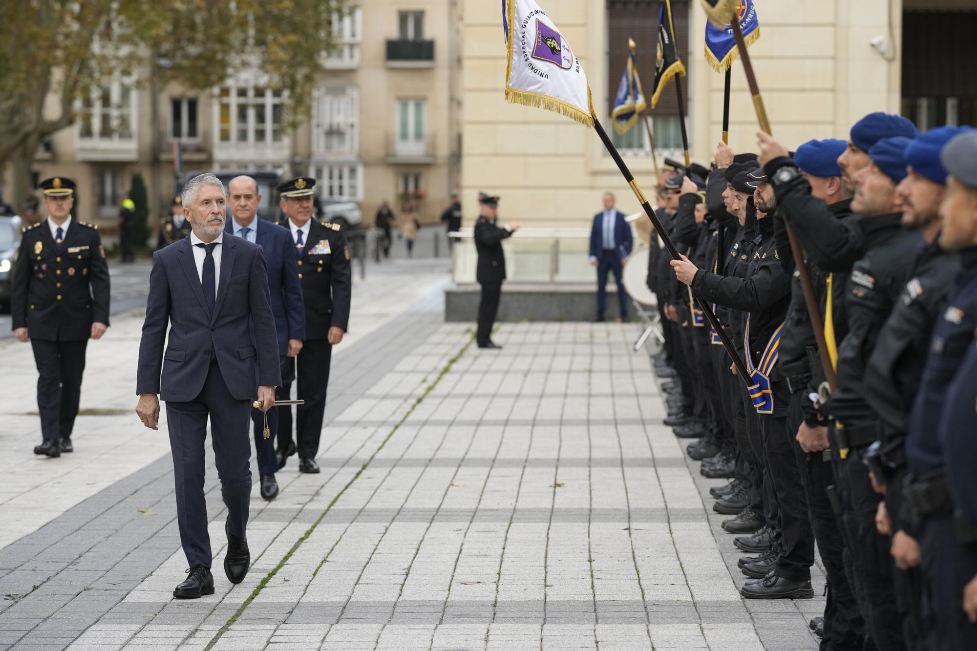 En imágenes: Grande-Marlaska inaugura en Vitoria la Comisaría Provincial de Álava