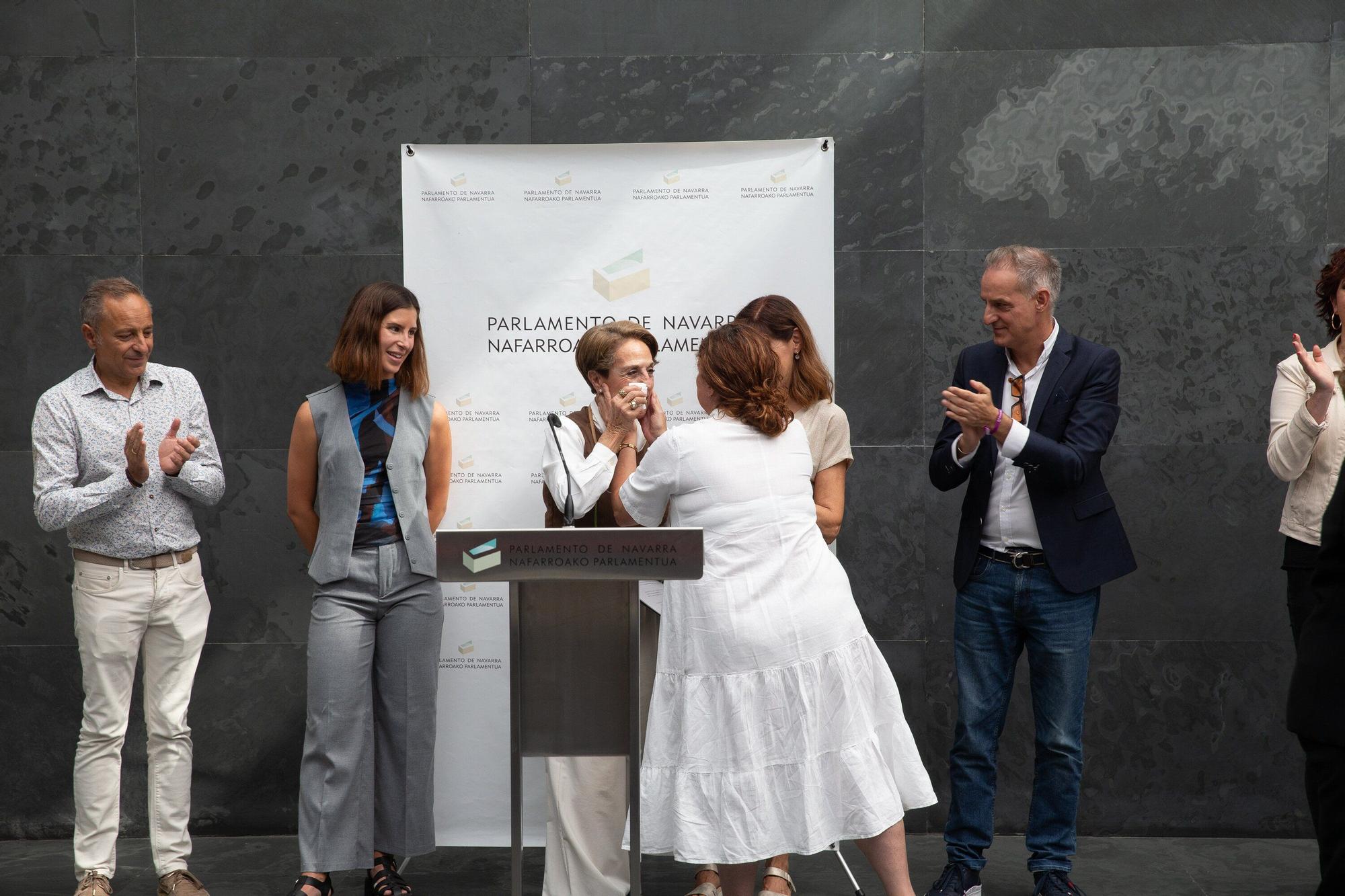 Parlamento de Navarra conmemora el Día Mundial del Alzheimer
