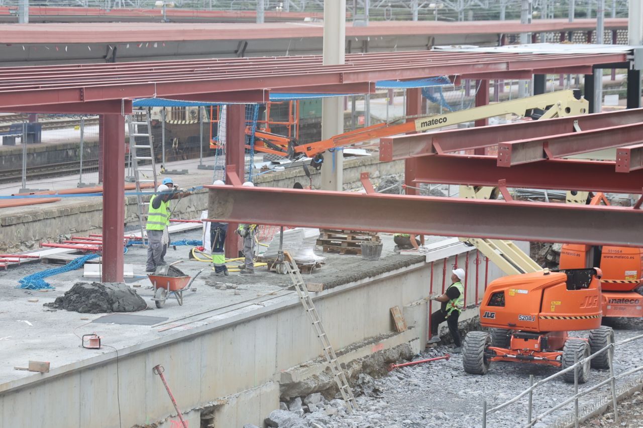 La nueva estación de tren de Irun toma forma