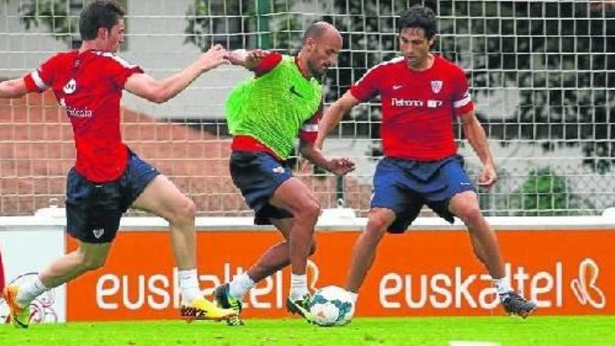 Iraizoz, San José y Mikel Rico se ponen a punto