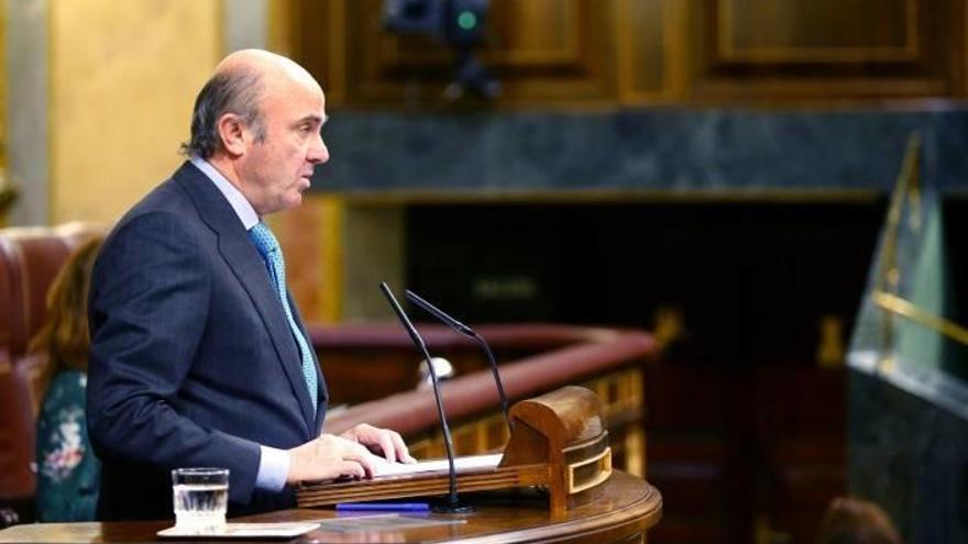 Guindos cobraría casi cinco veces más como vicepresidente del BCE que como ministro de Economía