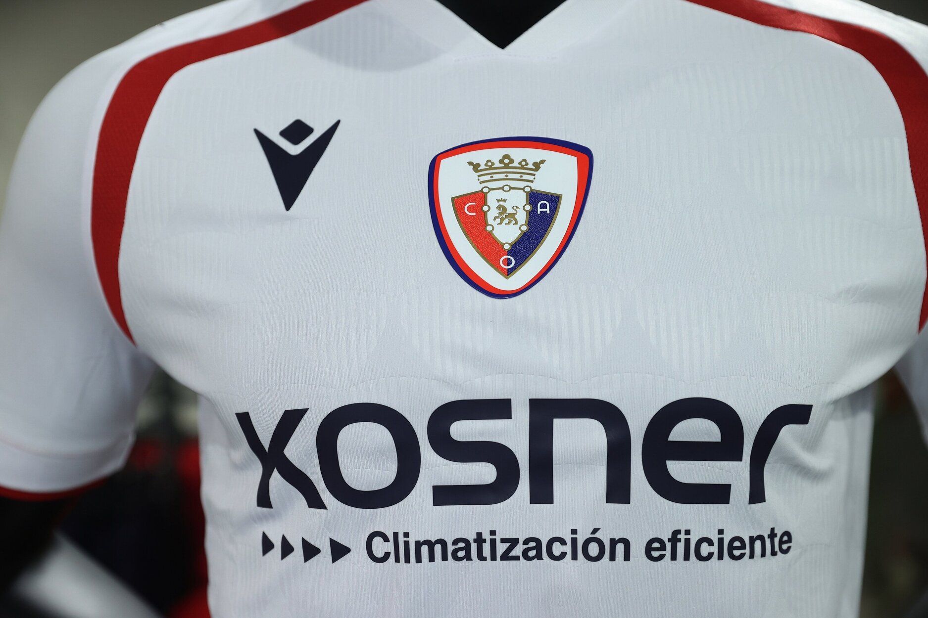 Fotos de la tercera equipación de Osasuna
