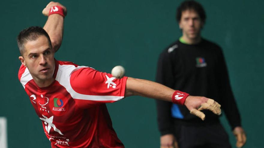Olaizola II se mete en semifinales tras vencer a Barriola en el Labrit