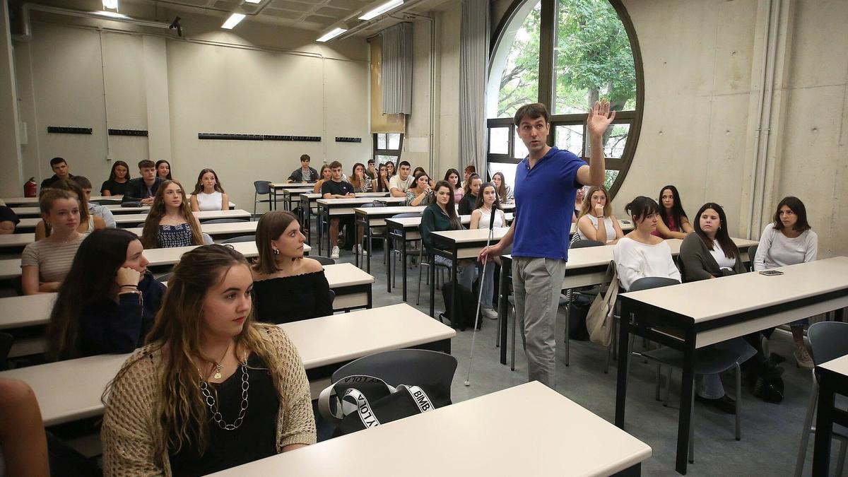 Educación es la principal responsable de la recuperación del mercado laboral en Gipuzkoa.