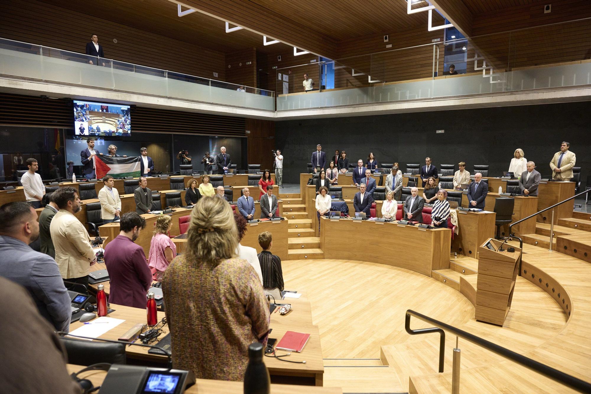 Fotos del pleno del Parlamento de Navarra (primero del curso 2025-26)